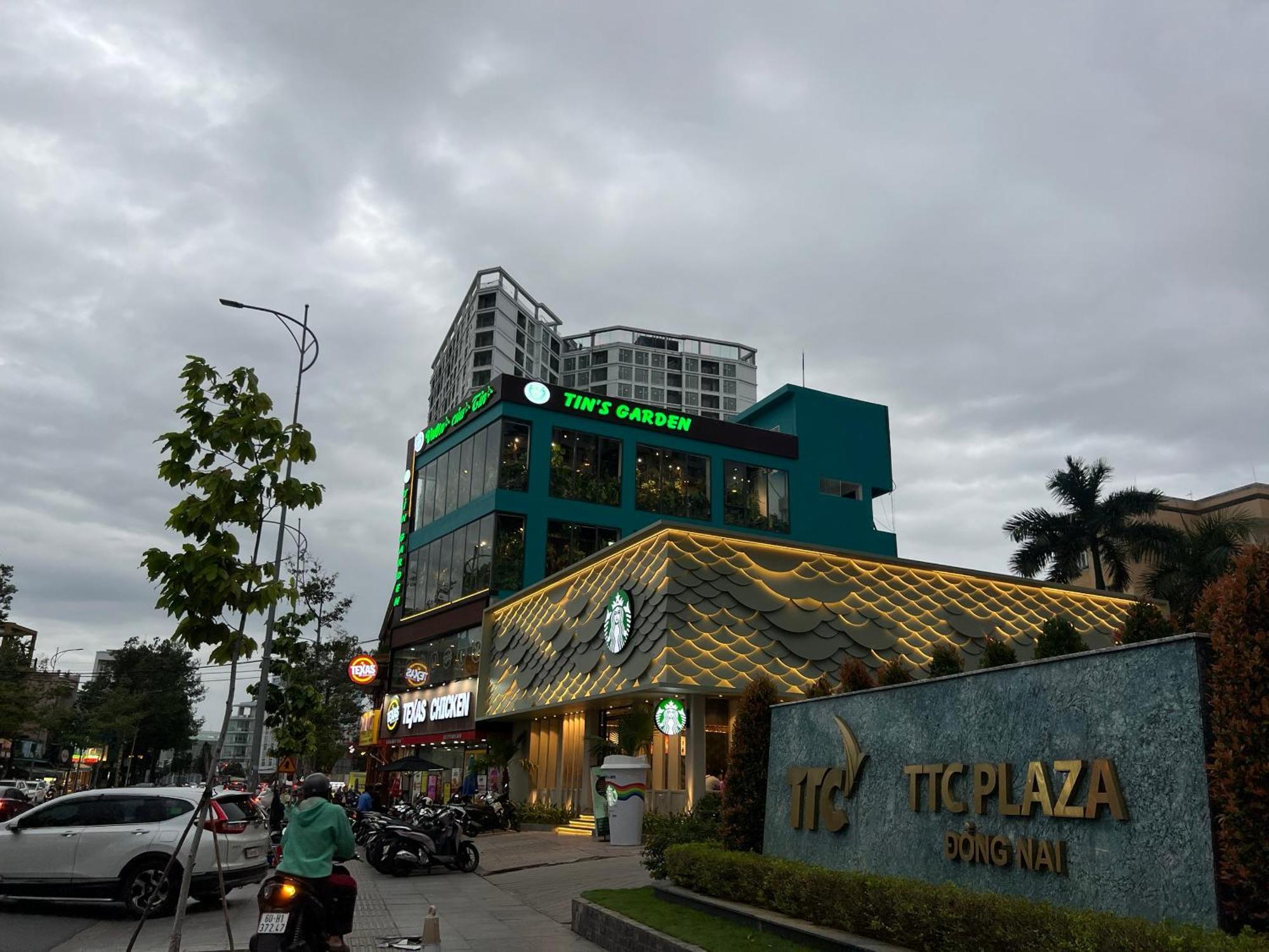 Bin Hom Motel Биен Хоа Екстериор снимка